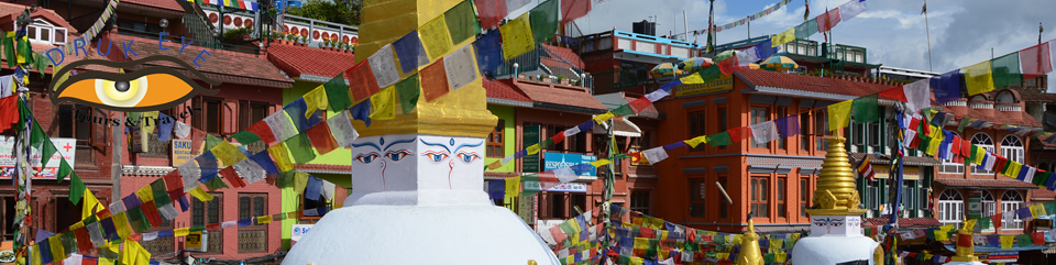 Farbenfrohes Foto aus Kathmandu, auf dem Boudanath